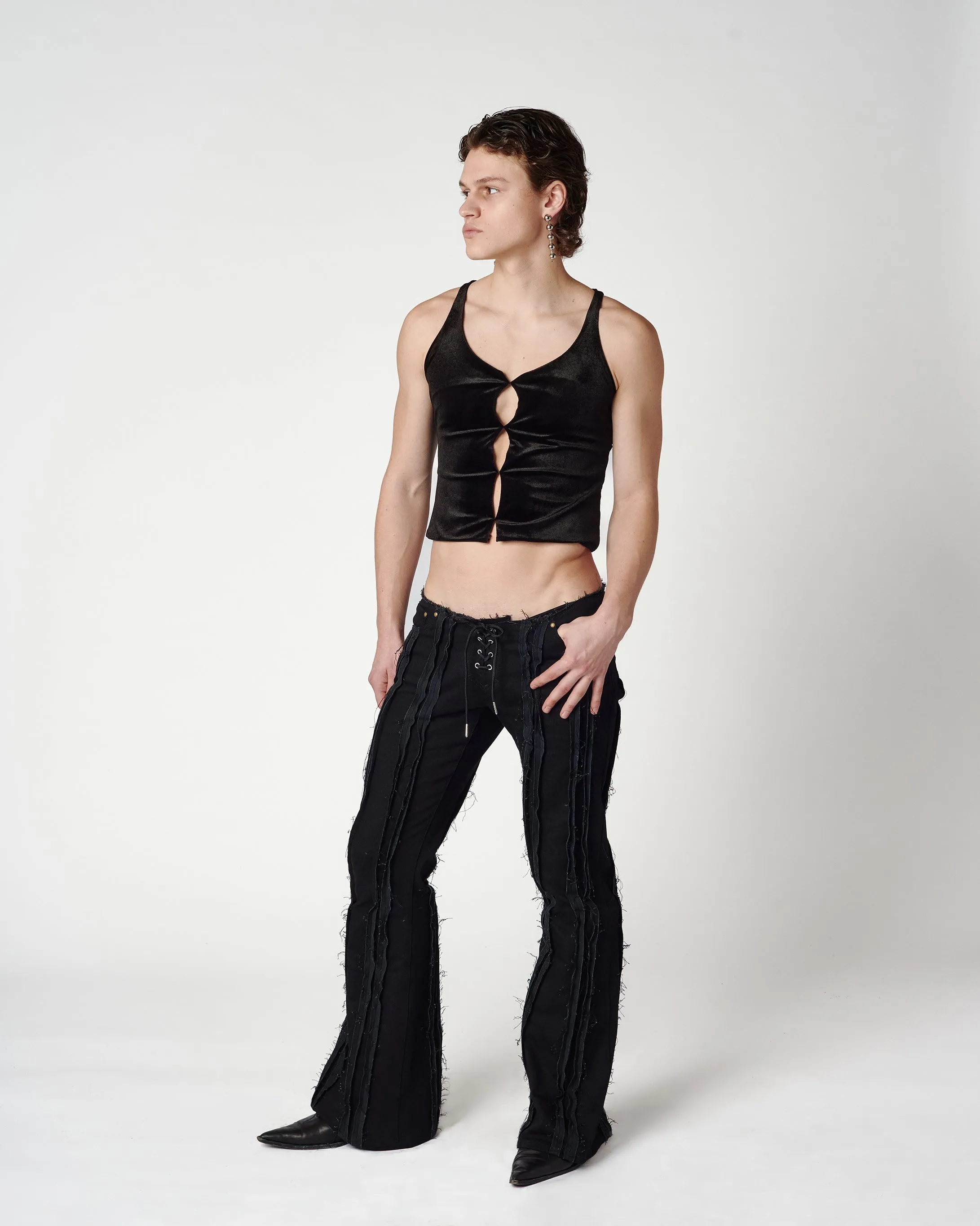 LOW FLARED JEANS