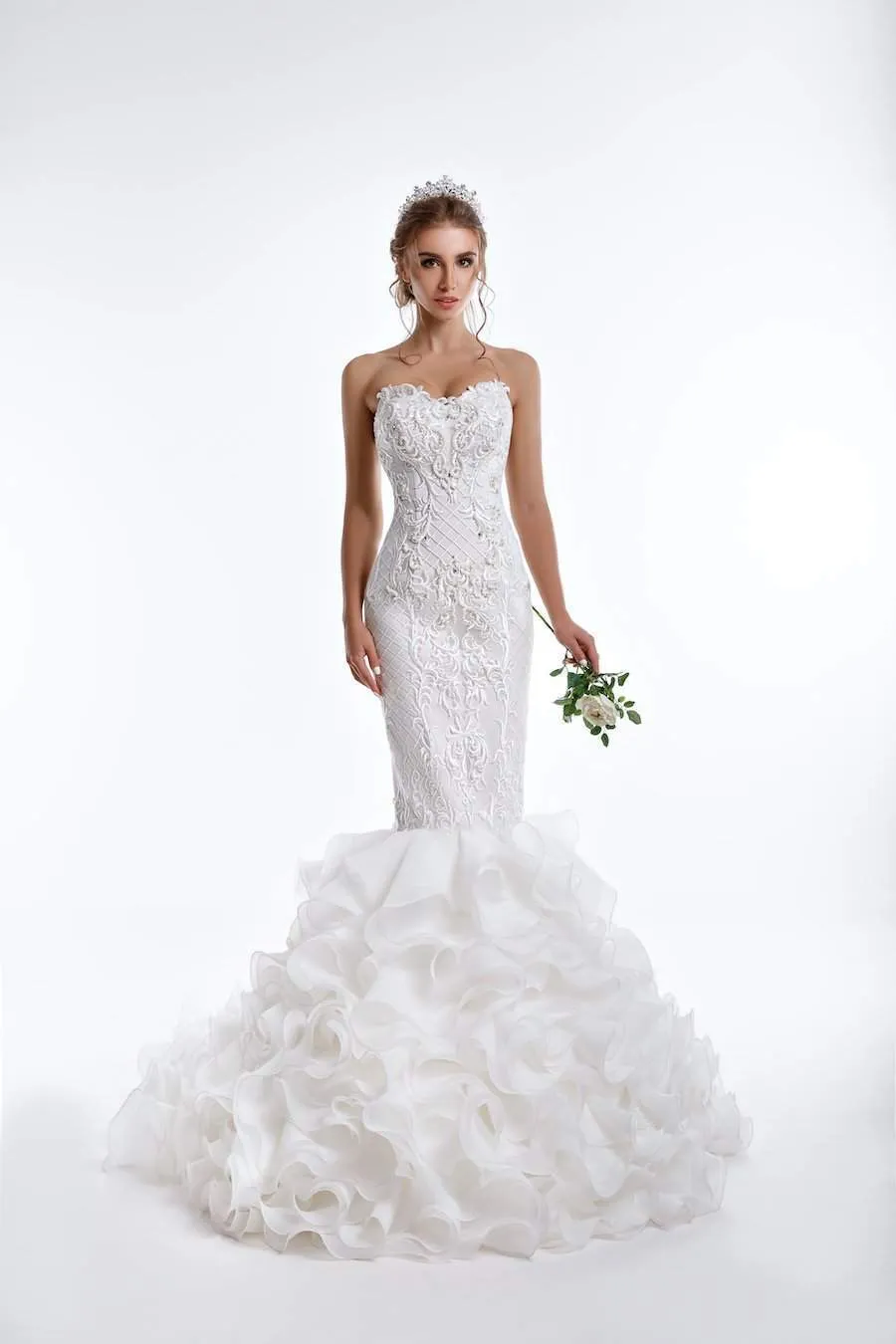 Mermaid Off-White Wedding Gown